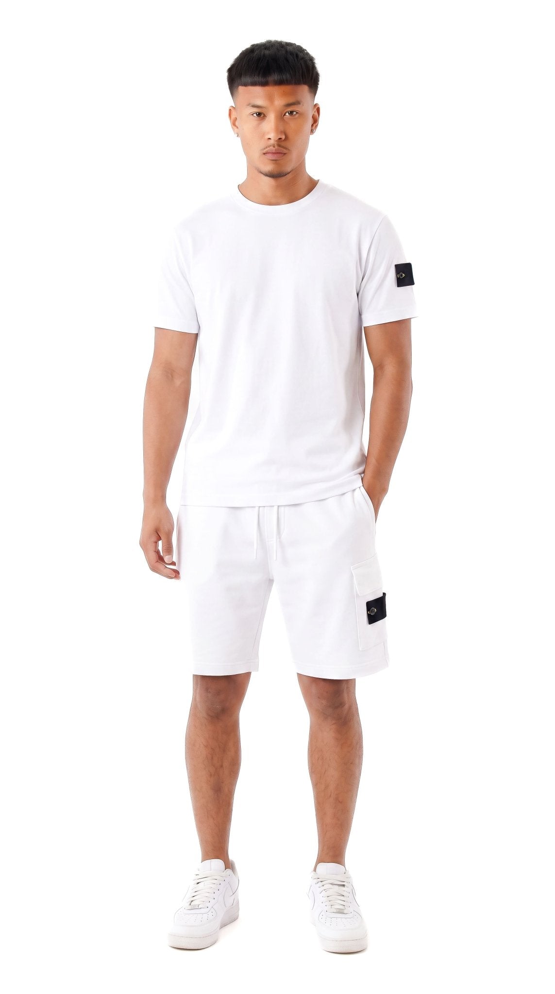 Ensemble short et t-shirt homme Patch NEO Blanc STYCLOV au style streetwear moderne avec coupe confortable et plusieurs coloris.