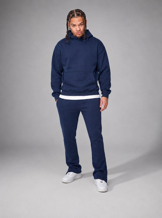 Survêtement KENZIR bleu marine porté par un homme, vue de face